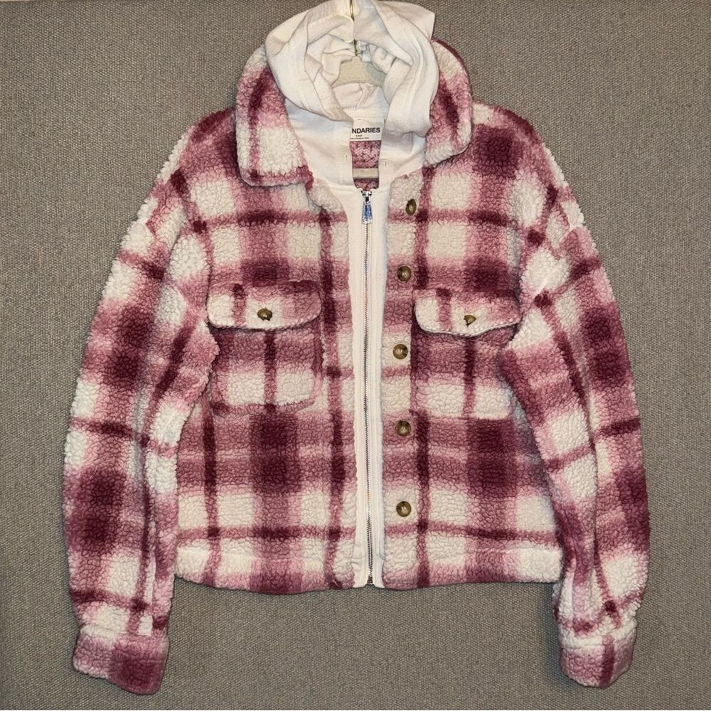 No Boundaries size small plush Pink and White faux Sherpa hooded Jacket